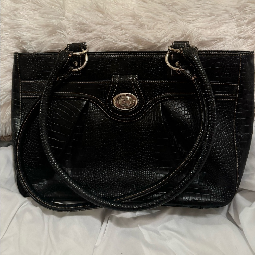Vintage ETIENNE AIGNER bag. Black